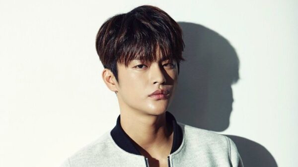 cantante coreano seo in guk